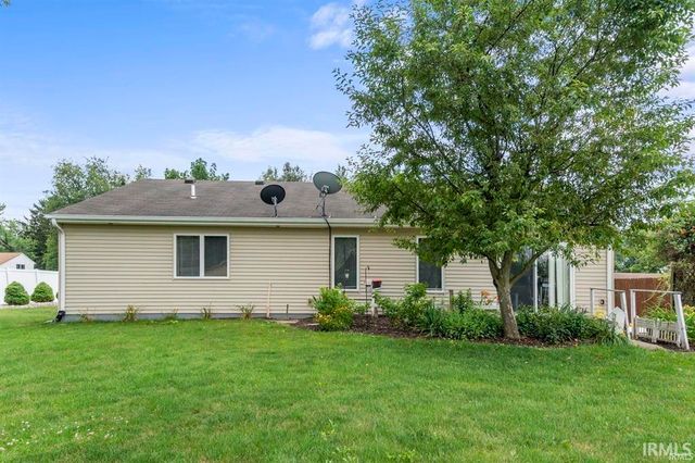 4110 Three Oaks Drive, Fort Wayne, IN 46809