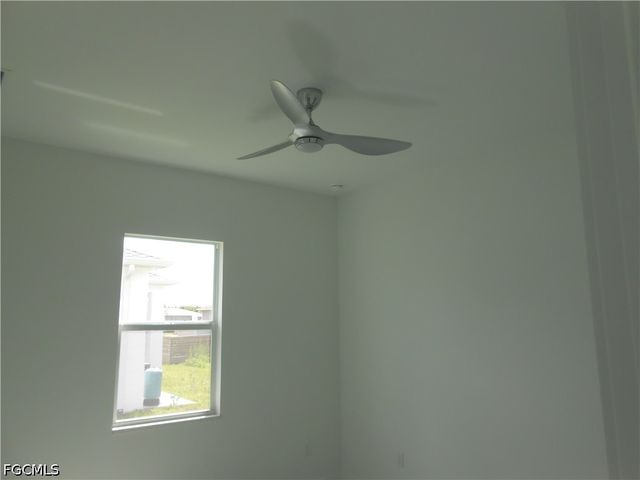 320 Poplar ST, Lehigh Acres, FL 33974