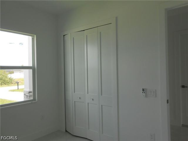 320 Poplar ST, Lehigh Acres, FL 33974