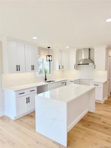 51073 Pinewood Drive, Macomb, MI 48042