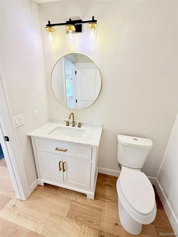 51073 Pinewood Drive, Macomb, MI 48042