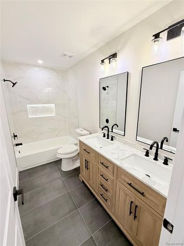 51073 Pinewood Drive, Macomb, MI 48042