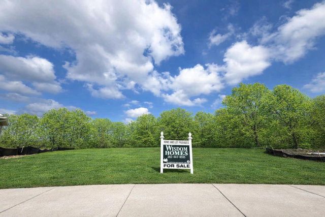 1920 Arbor Vista PLACE, West Bend, WI 53095