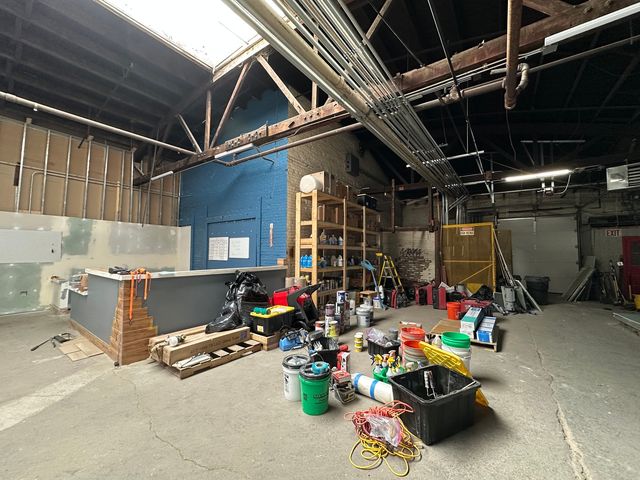 1756 N Kimball Avenue 101B, Chicago, IL 60647