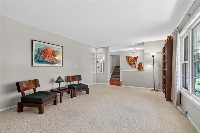 1823 Timberledge Drive, Cedar Falls, IA 50613
