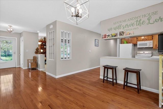 1823 Timberledge Drive, Cedar Falls, IA 50613