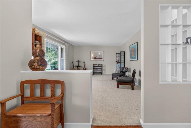 1823 Timberledge Drive, Cedar Falls, IA 50613