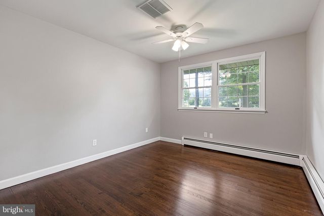 215 CALVERT RD, Rising Sun, MD 21911