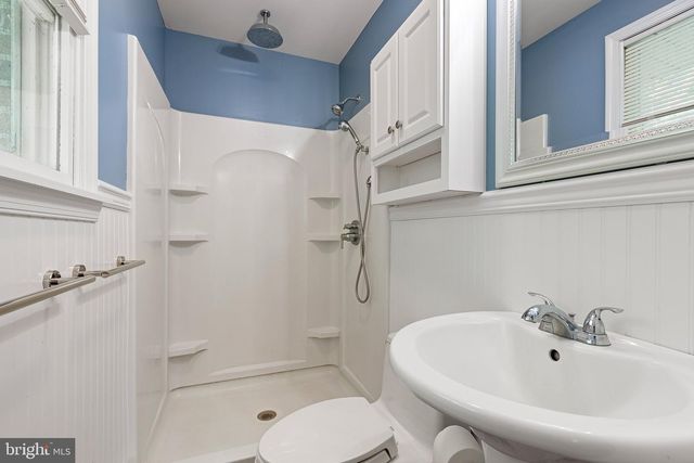 215 CALVERT RD, Rising Sun, MD 21911
