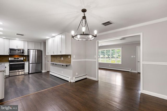 215 CALVERT RD, Rising Sun, MD 21911