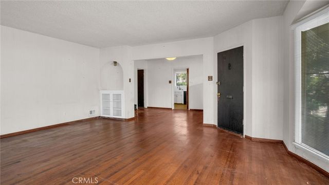 8331 Jackson, Paramount, CA 90723