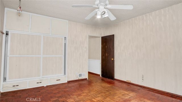 8331 Jackson, Paramount, CA 90723