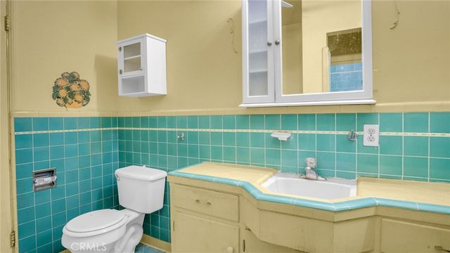8331 Jackson, Paramount, CA 90723