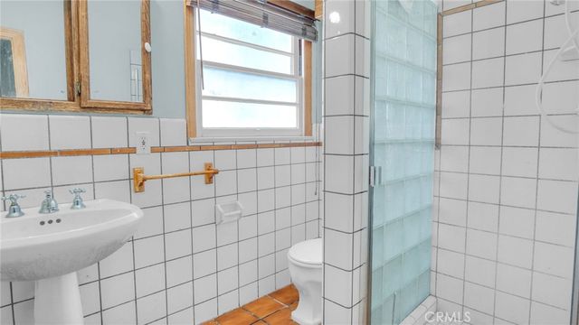 8331 Jackson, Paramount, CA 90723