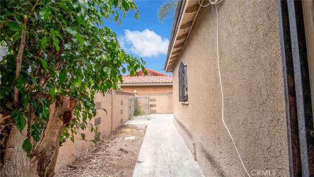8331 Jackson, Paramount, CA 90723