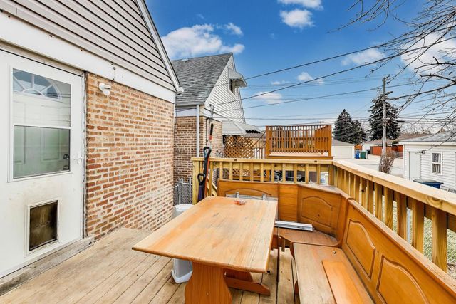 7772 Lavergne Avenue, Burbank, IL 60459