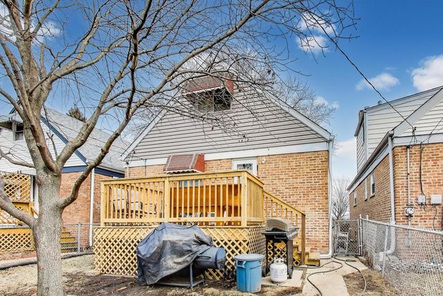 7772 Lavergne Avenue, Burbank, IL 60459