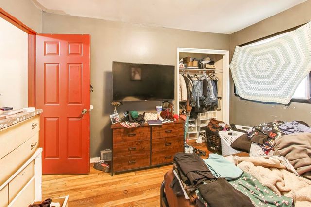 7772 Lavergne Avenue, Burbank, IL 60459