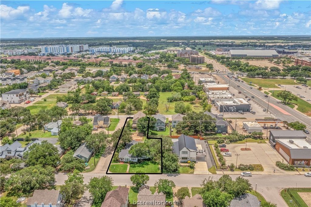 208 Fairview Avenue, College Station, TX 77840 — photo 5