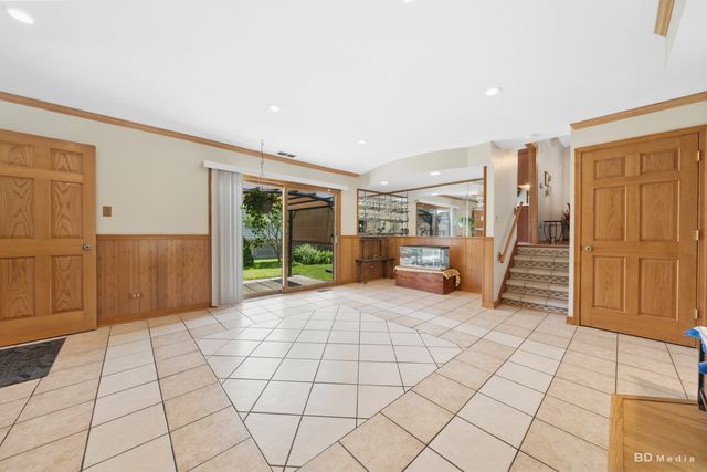 15155 Ridgeway Avenue, Midlothian, IL 60445