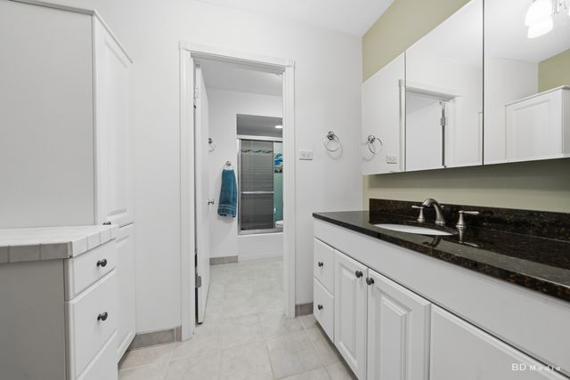 15155 Ridgeway Avenue, Midlothian, IL 60445