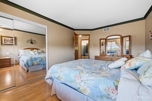 15155 Ridgeway Avenue, Midlothian, IL 60445