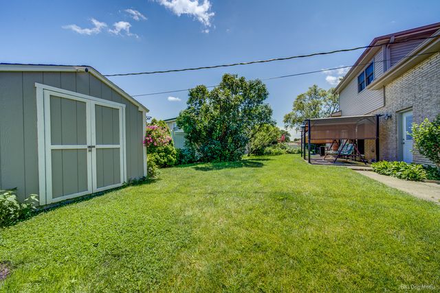 15155 Ridgeway Avenue, Midlothian, IL 60445