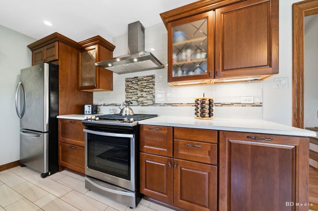 15155 Ridgeway Avenue, Midlothian, IL 60445