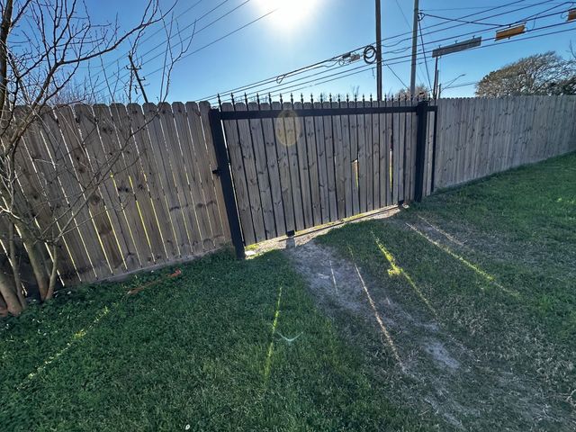 5239 Kylie Springs Lane, Houston, TX 77066