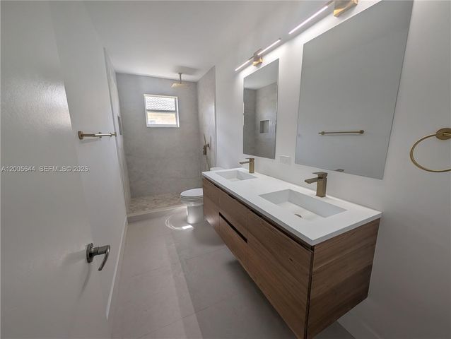 2143 Hacienda Ter, Weston, FL 33327