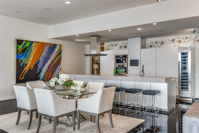 1717 Arts Plaza 2107, Dallas, TX 75201