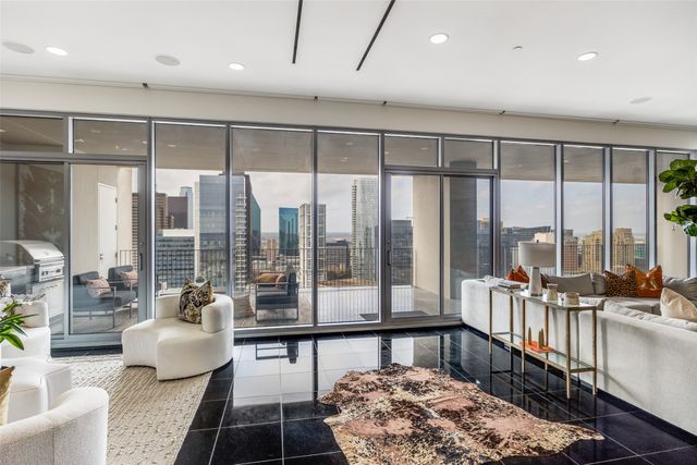 1717 Arts Plaza 2107, Dallas, TX 75201