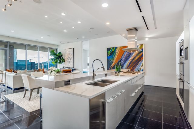 1717 Arts Plaza 2107, Dallas, TX 75201