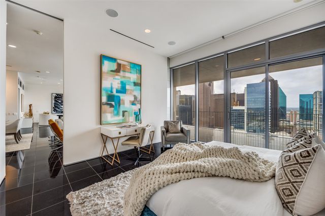 1717 Arts Plaza 2107, Dallas, TX 75201