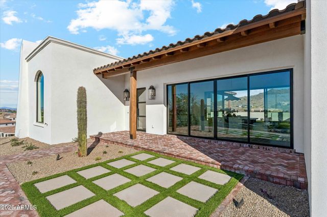 3731 E Fawn Drive, Phoenix, AZ 85042