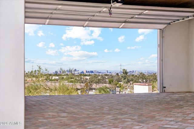 3731 E Fawn Drive, Phoenix, AZ 85042