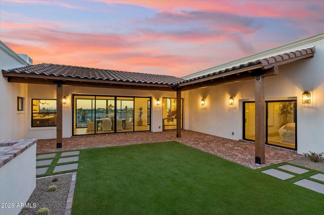 3731 E Fawn Drive, Phoenix, AZ 85042
