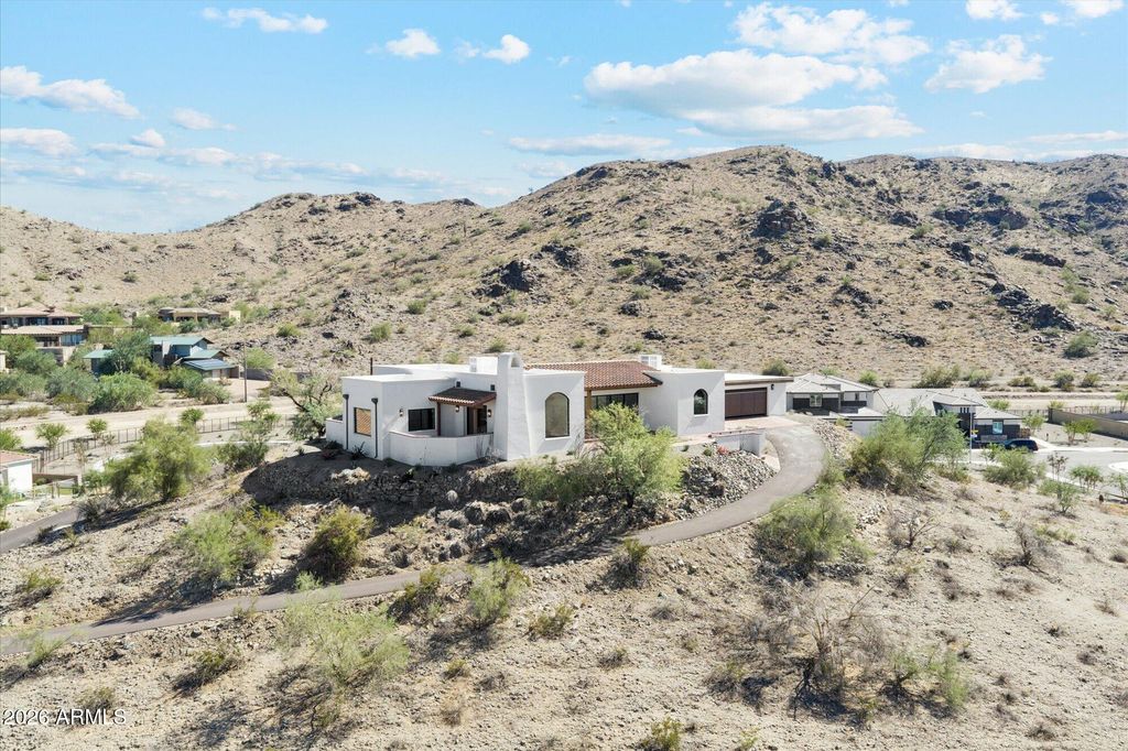 3731 E Fawn Drive, Phoenix, AZ 85042