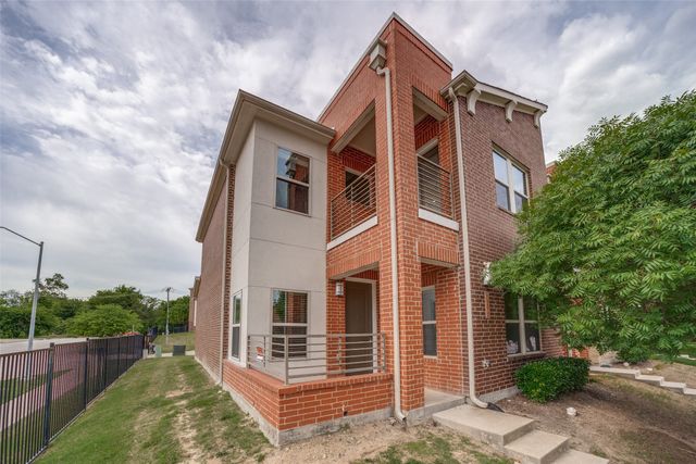 1596 Fiji Street, Dallas, TX 75203