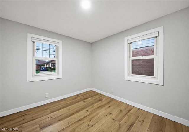 262 E 324th Street, Willowick, OH 44095