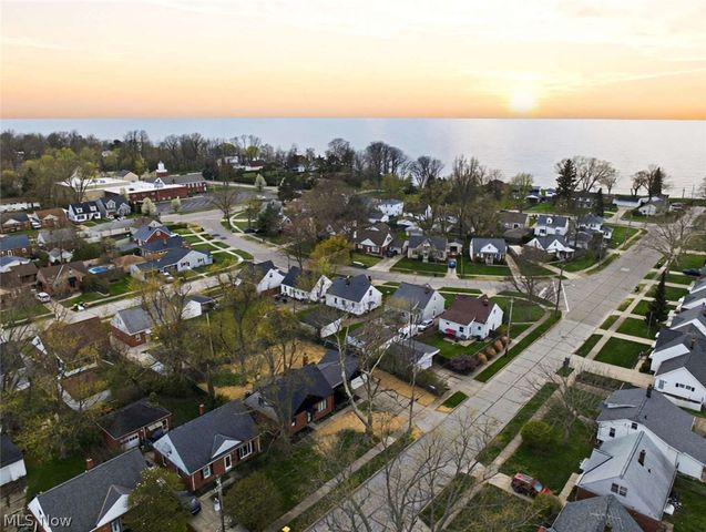 262 E 324th Street, Willowick, OH 44095