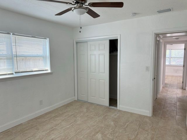 6558 2ND AVENUE S, St Petersburg, FL 33707