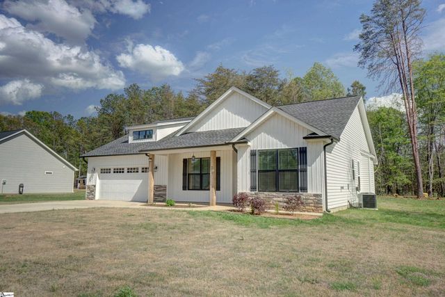 203 Patch Drive, Spartanburg, SC 29302