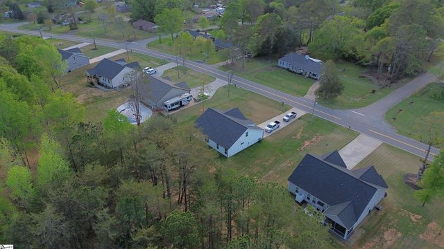 203 Patch Drive, Spartanburg, SC 29302