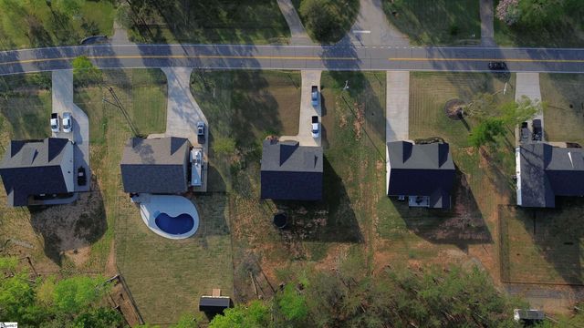 203 Patch Drive, Spartanburg, SC 29302