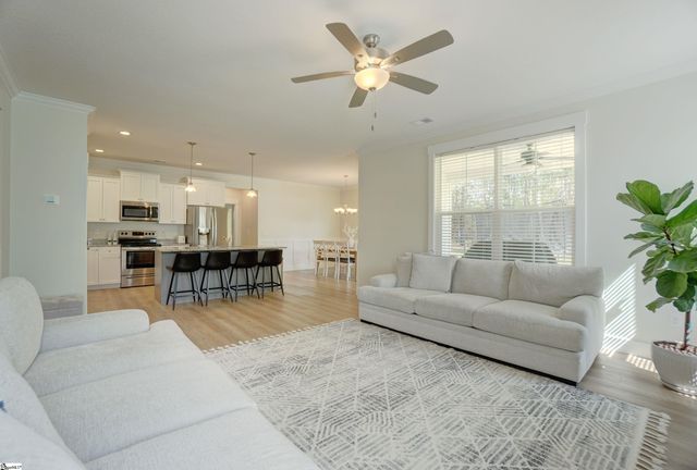 203 Patch Drive, Spartanburg, SC 29302