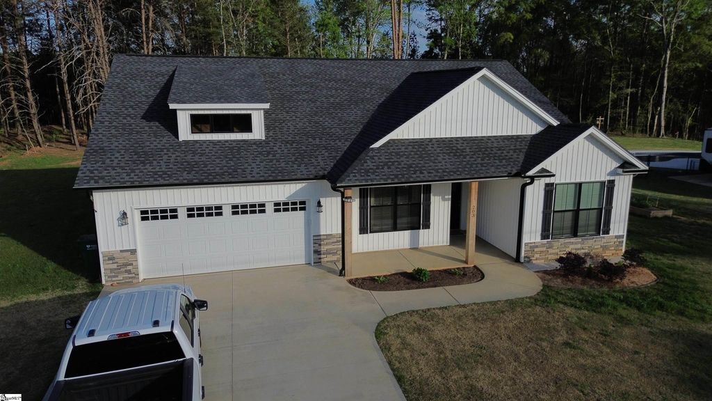 203 Patch Drive, Spartanburg, SC 29302