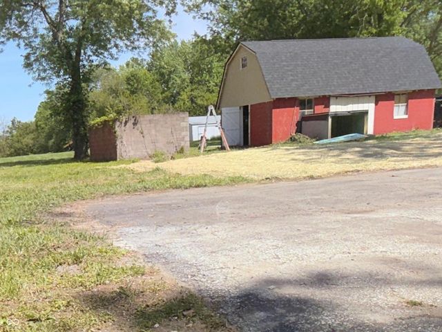 4615 S County Road 500 E, Plainfield, IN 46168
