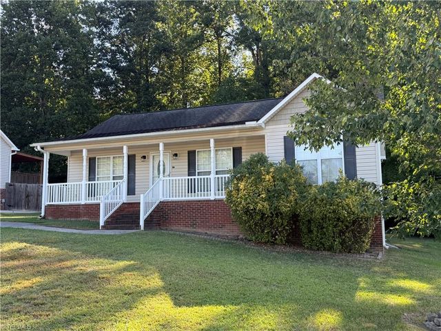 13 Thomasville High Drive, Thomasville, NC 27360
