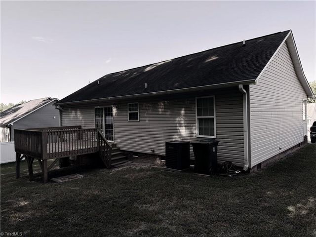 13 Thomasville High Drive, Thomasville, NC 27360